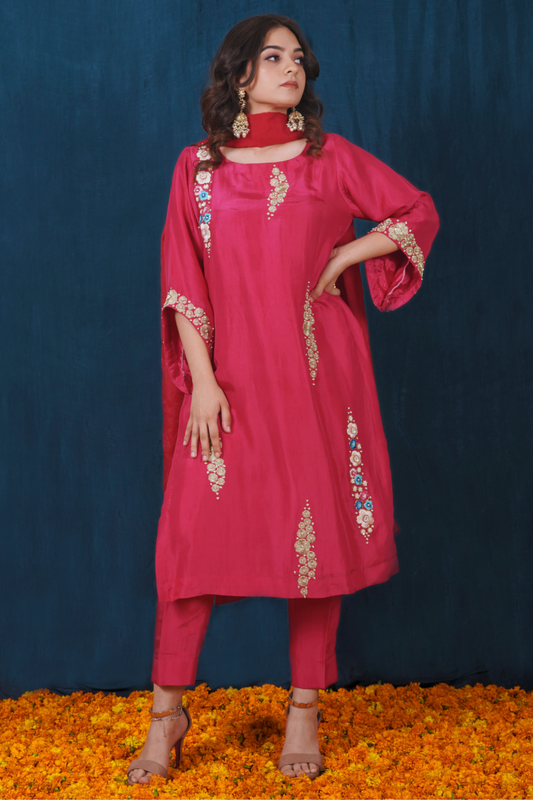 Pink Opada Silk Kurta Se